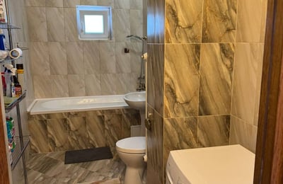 Rental of a spacious 4-room apartment, 108 m², Faleza Nord, Constanta, Romania